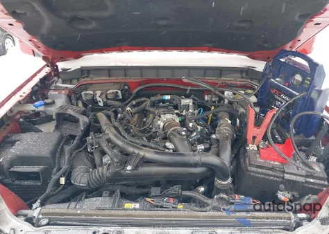 2024 Ford Bronco Outer Banks z USA, uszkodzony, nr VIN 1FMEE8BP5RLA66485